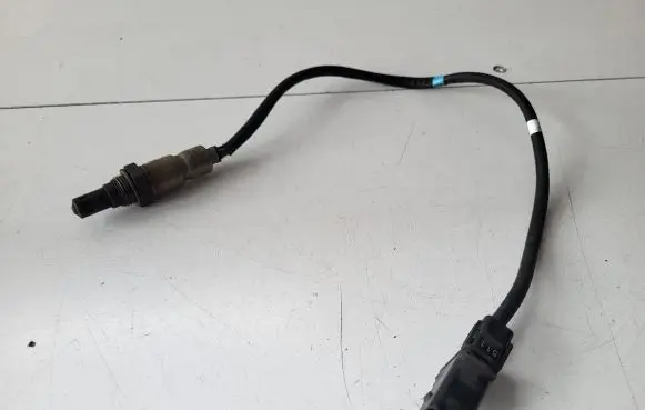 Volkswagen Tiguan Lambda probe sensor 04L906262M