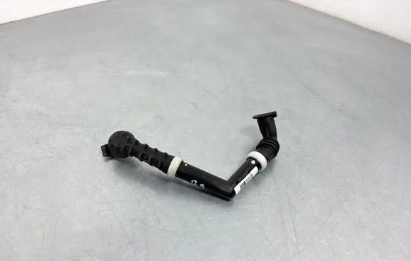 Volkswagen PASSAT B9 Water drain line hose 5Q1820127E
