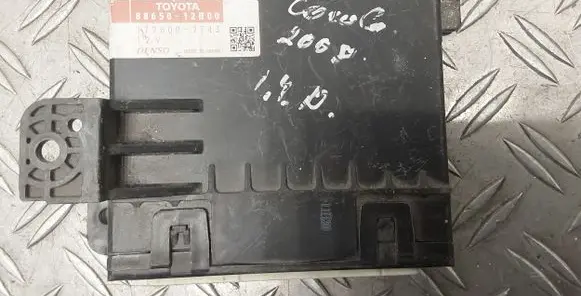 Toyota Corolla E140 E150 Climate control unit 8865012B00