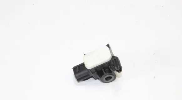 Nissan Juke I F15 Airbag deployment crash/impact sensor 988301EA0A