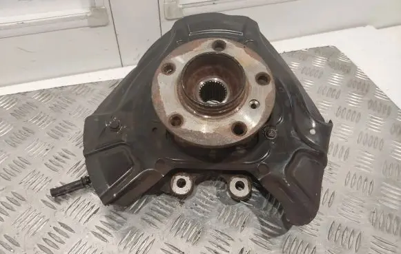BMW X3 F25 Rear wheel hub