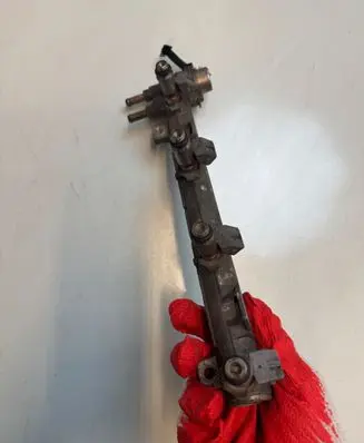 Volkswagen Golf IV Fuel main line pipe 036133319