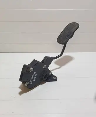 Lexus IS 220D-250-350 Accelerator throttle pedal 7811053010 1988007221 11H23B00085