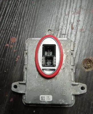 Opel Astra J Headlight ballast module Xenon 130732931600 10EEG111360