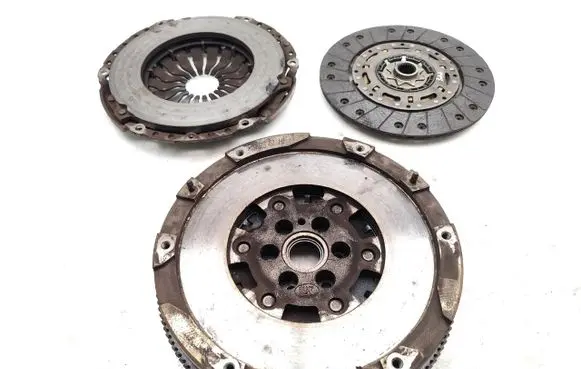 Opel Astra J Clutch set kit 401513452 401513452HF