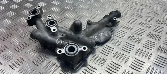Toyota Avensis T250 Other engine bay part