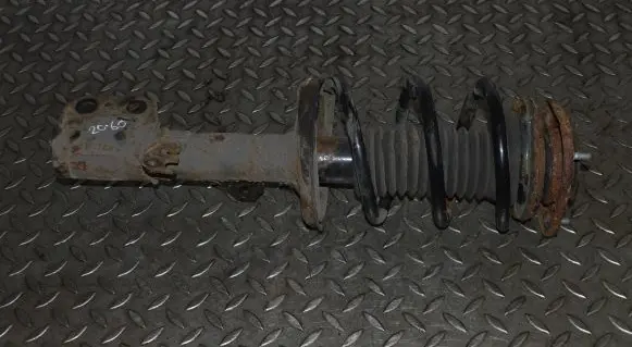 Toyota Corolla Verso E121 Front shock absorber/damper