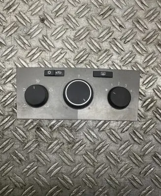 Opel Zafira B Climate control unit