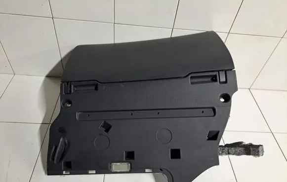 Audi A6 S6 C6 4F Glove box 4F1857035