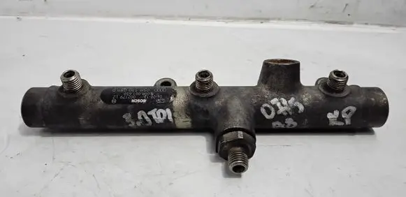 Audi A8 S8 D3 4E Fuel main line pipe 059130089D 059130089