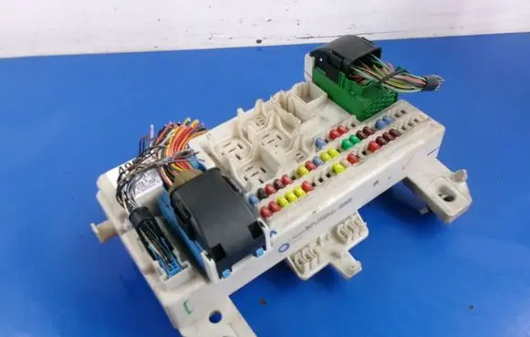 Fuse box set