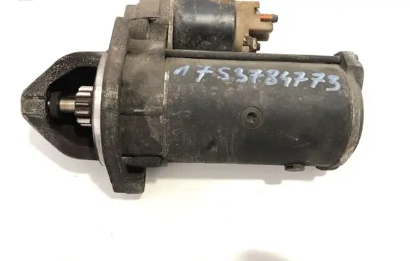 Mercedes-Benz Vito Viano W638 Starter motor 0051511301