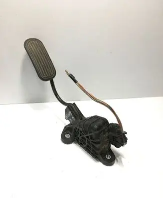 Toyota Hilux (AN10, AN20, AN30) Accelerator throttle pedal 781200K010 VN1988003140