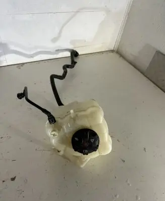 BMW iX Coolant expansion tank/reservoir 20666610
