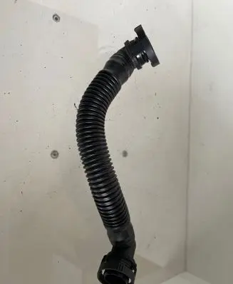 Skoda Superb B6 (3T) Breather/breather pipe/hose 03L103493G