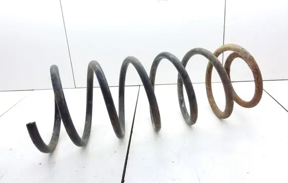 Volkswagen PASSAT B3 Front coil spring