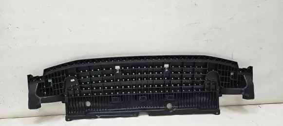 Suzuki Vitara (LY) Front bumper skid plate/under tray 7239154P0