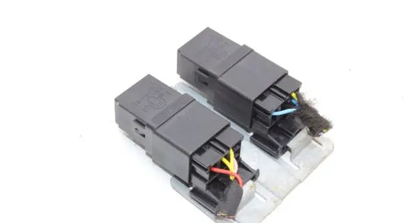 Nissan Leaf II (ZE1) Other relay 4RD96545314
