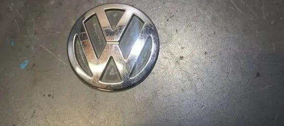 Volkswagen PASSAT B5.5 Manufacturers badge/model letters 3B9853630