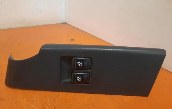 Chevrolet Aveo Front door electric window regulator 201003253