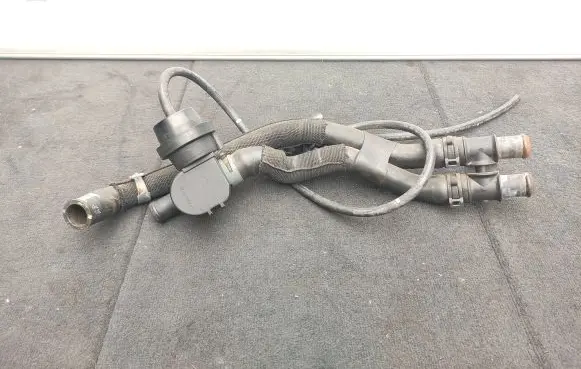 Audi Q5 SQ5 Engine coolant pipe/hose 8R0819257A
