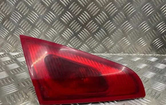 Mitsubishi Colt CZ3 Tailgate rear/tail lights MN105623