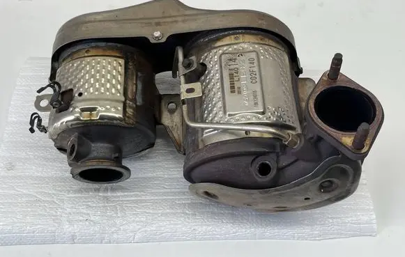 Hyundai Santa Fe Catalyst/FAP/DPF particulate filter 1401 C02F140 18K12H018