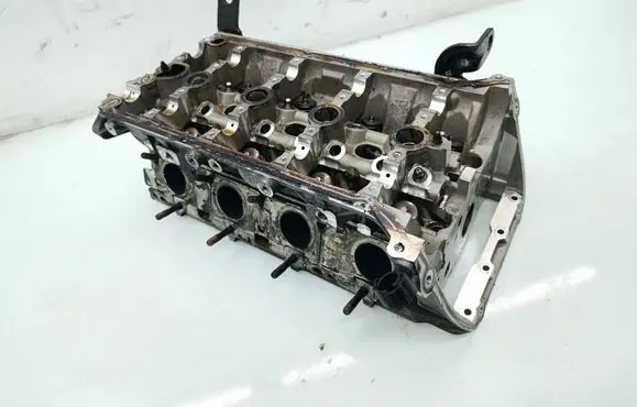 Audi Q5 SQ5 8R Engine head 06H103373N
