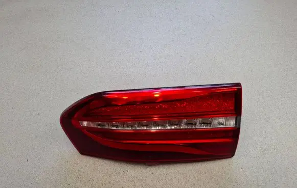 Mercedes-Benz E W213 Tailgate rear/tail lights 633000 A633000