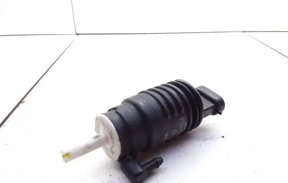 Renault Espace II Windscreen/windshield washer pump 7700802336