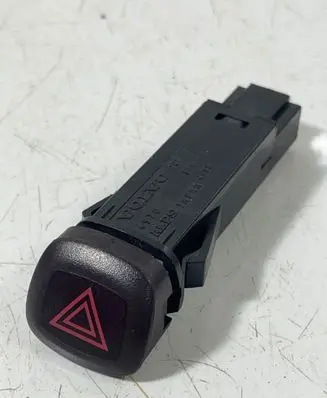 Volvo XC90 Hazard light switch 9168302 04W095