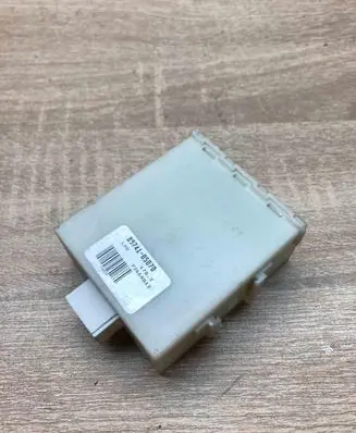 Toyota Avensis T250 Door control unit/module 8974105070 73668012 LHD