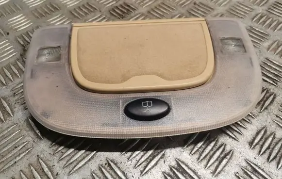 Mercedes-Benz S W220 Front seat light 2208200301