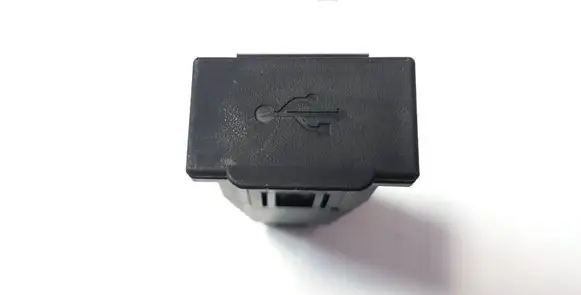 Mitsubishi Outlander USB socket connector K140291