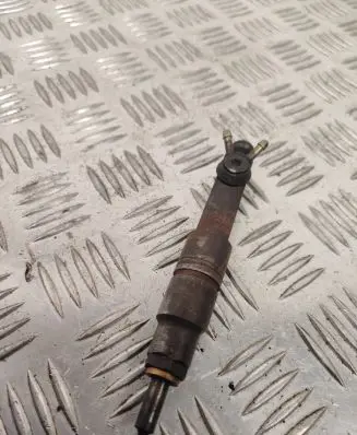 Volvo S80 Fuel injector 074130201Q