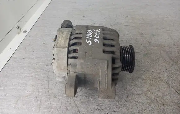 Toyota Yaris Generator/alternator 27060-0J020