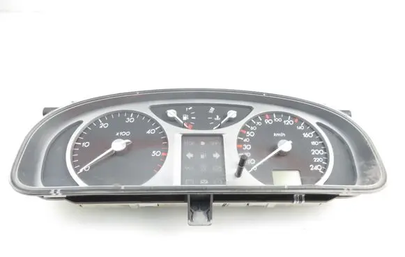 Renault Laguna II Speedometer (instrument cluster) 8200218878