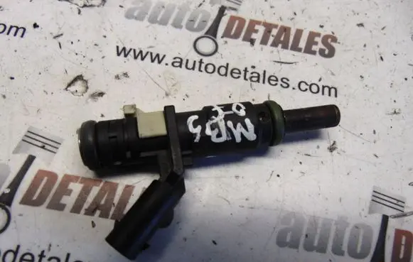 Mercedes-Benz S W221 Fuel injector A2720780249