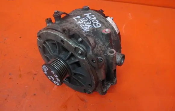 Mercedes-Benz CLK A209 C209 Generator/alternator A0001502550