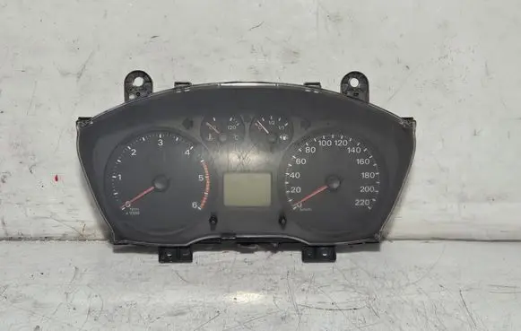 Speedometer (instrument cluster)