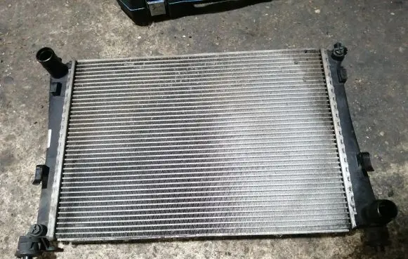 Mazda 2 Coolant radiator 4S6H8005DA
