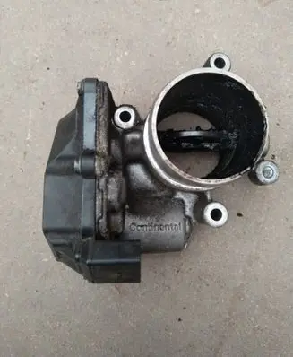 Volkswagen PASSAT B7 Throttle valve 03L128063T