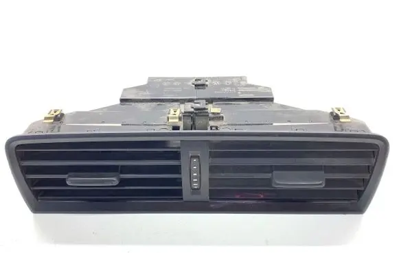 Skoda Fabia Mk3 (NJ) Dashboard side air vent grill/cover trim 6V0820951