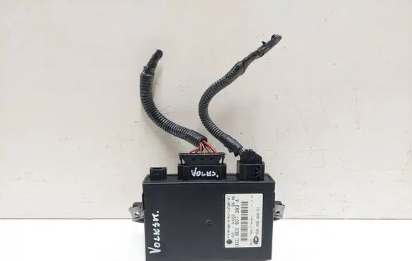 Volkswagen Touran I Tow bar trailer control unit/module 8E0907383A 5DS00840801
