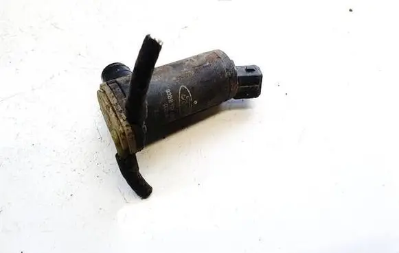 Ford Focus Windscreen/windshield washer pump 93bb17k624ba