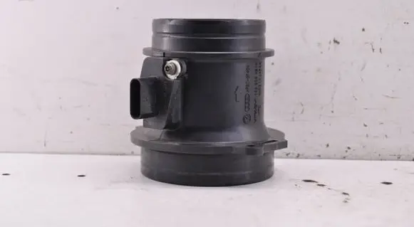 Audi A4 S4 B8 8K Mass air flow meter 059906461N