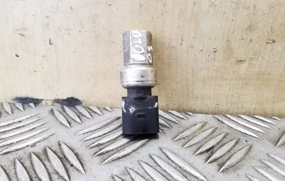 Air conditioning (A/C) pressure sensor
