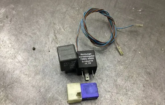 Nissan X-Trail T30 Other relay 25230 70BGH000 79917