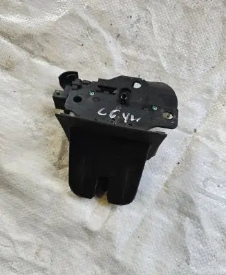 Audi A3 S3 A3 Sportback 8P Tailgate/trunk/boot lock/catch/latch 8P4827505B
