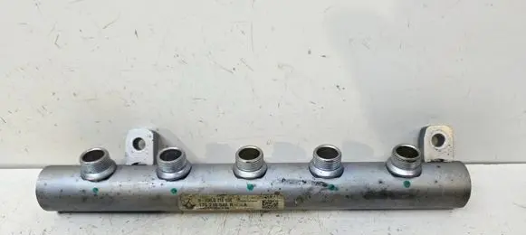 Nissan X-Trail T32 Fuel main line pipe 175210542R 1752000Q4E